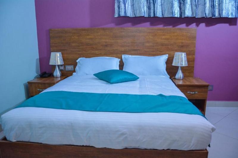Samweb Bed And Breakfast image