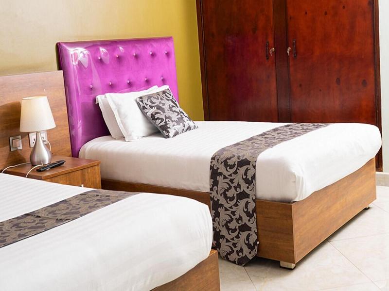 Samweb Bed And Breakfast image