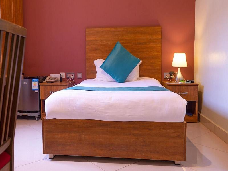 Samweb Bed And Breakfast image
