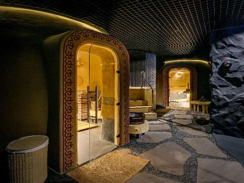 Sadu Hotel image