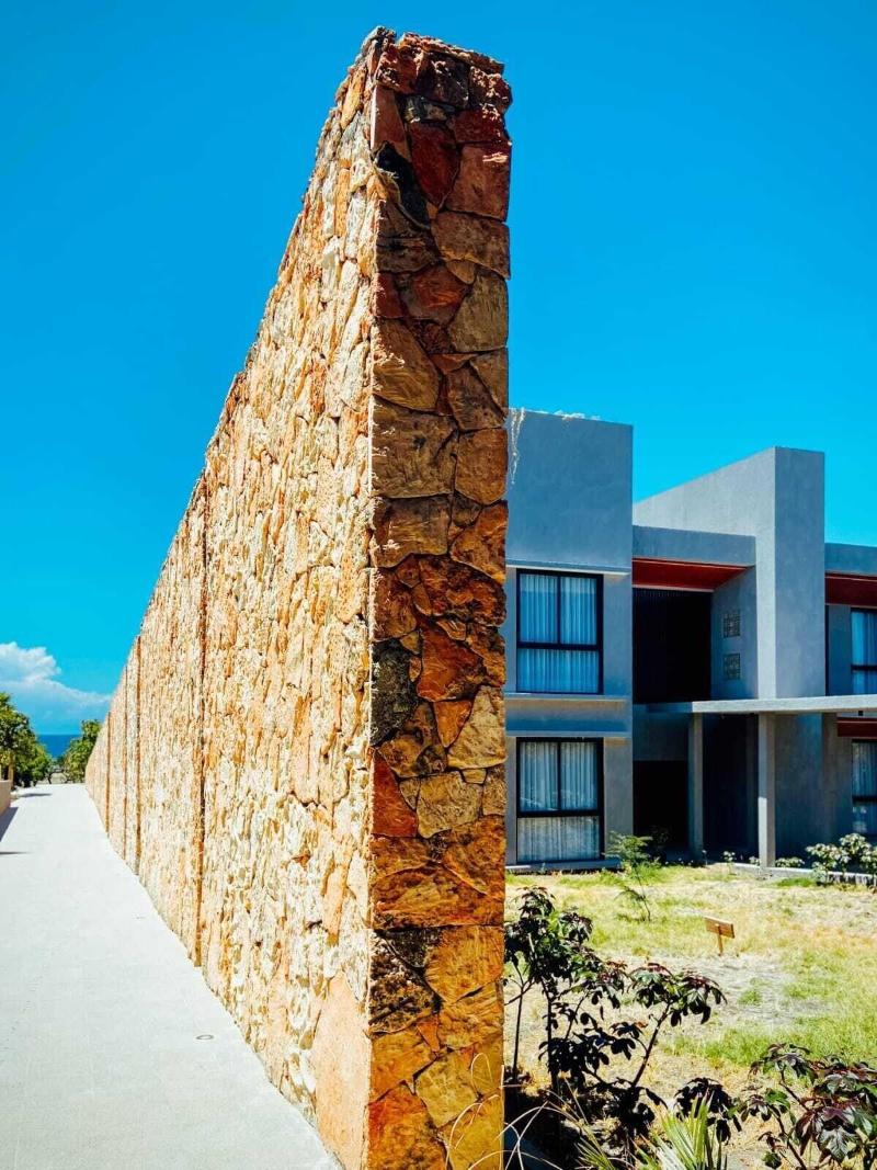 Kambaniru Beach Hotel Resort image
