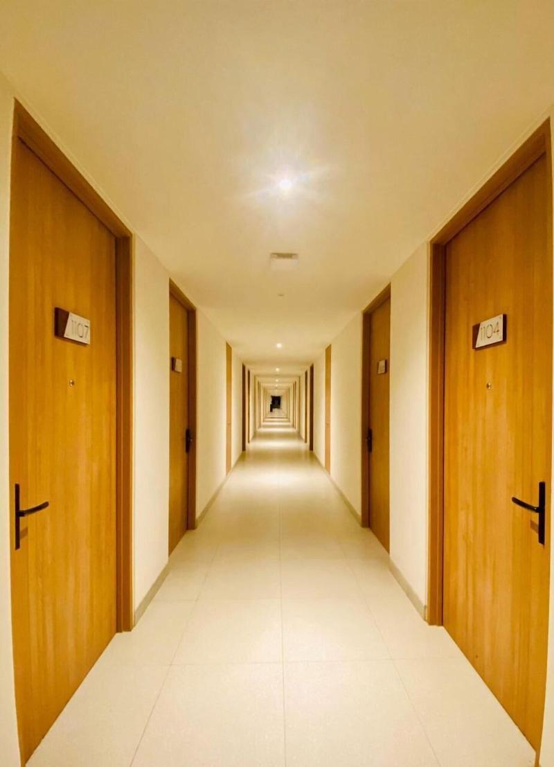 Kambaniru Beach Hotel Resort image