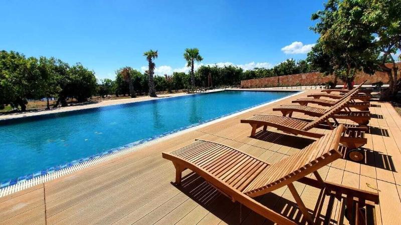 Kambaniru Beach Hotel Resort image