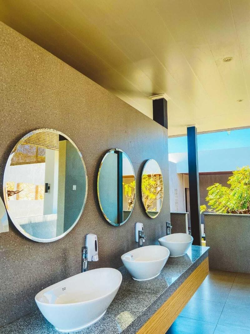 Kambaniru Beach Hotel Resort image