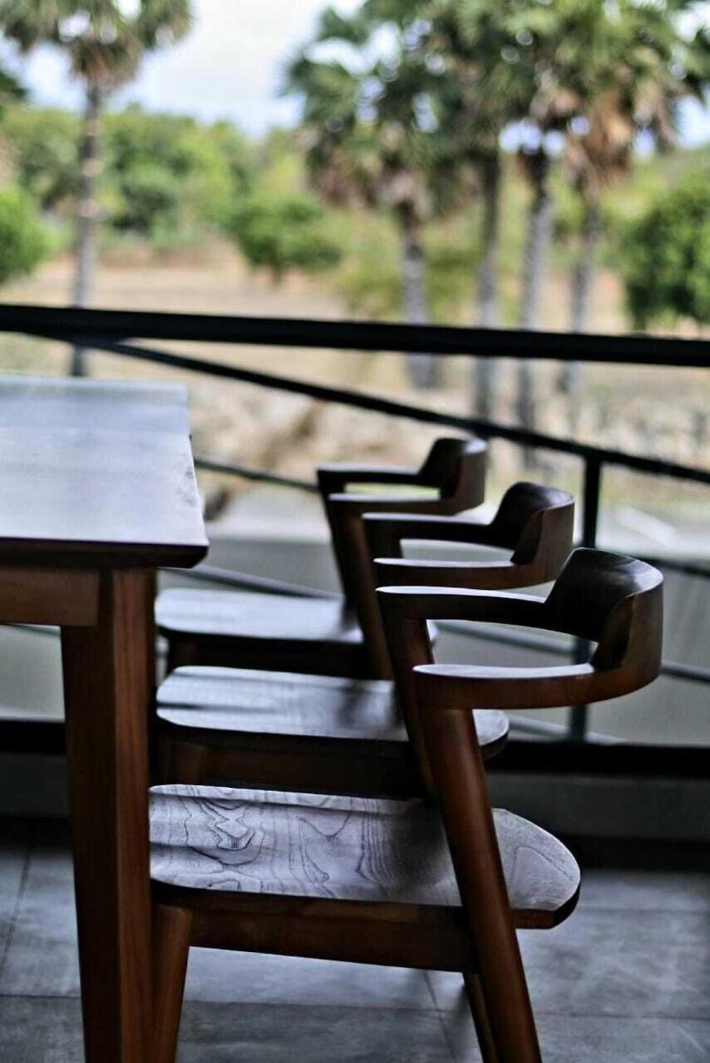 Kambaniru Beach Hotel Resort image