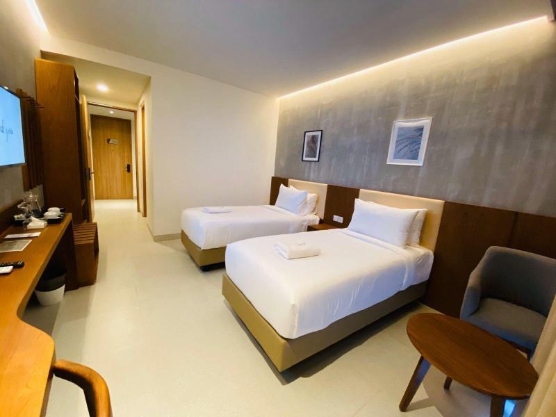 Kambaniru Beach Hotel Resort image