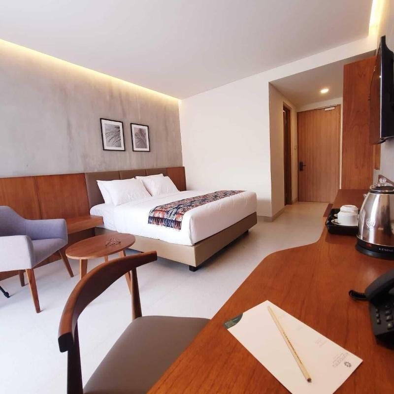 Kambaniru Beach Hotel Resort image