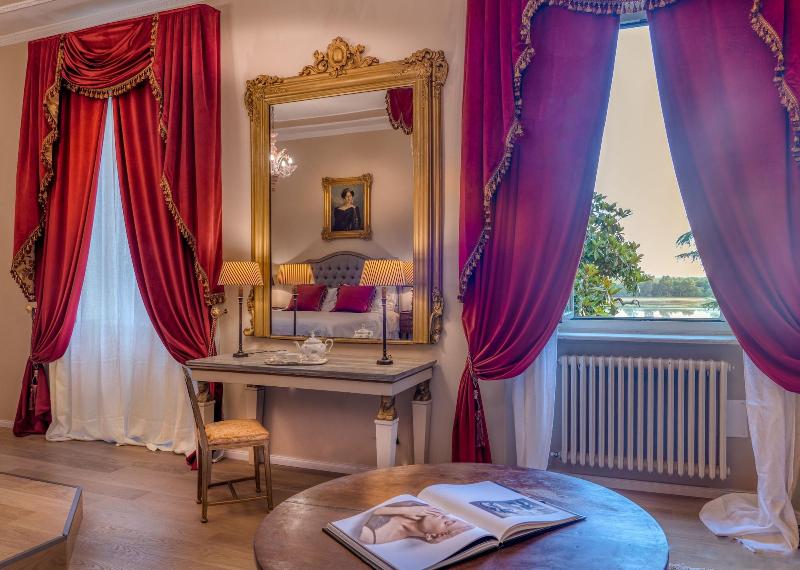 Palazzo Cavagna Sangiuliani image
