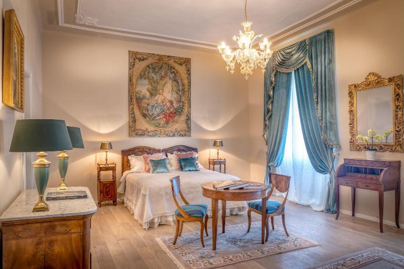Palazzo Cavagna Sangiuliani image