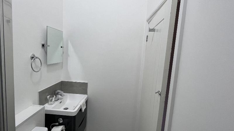 Dockers Inn image