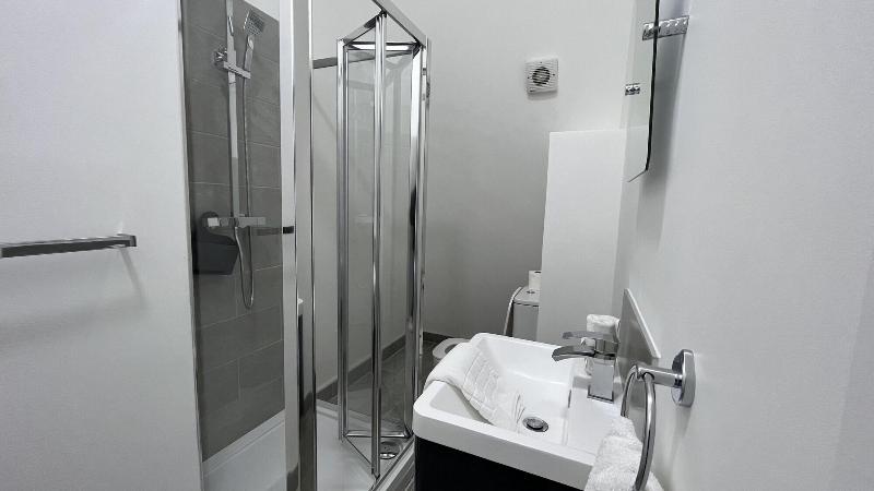 Dockers Inn image