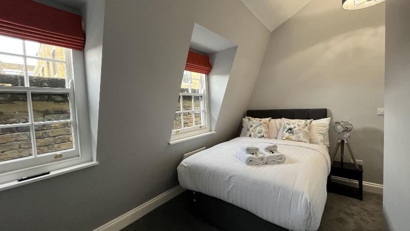 Dockers Inn image