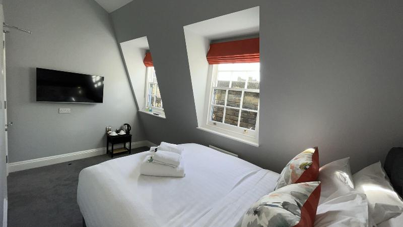 Dockers Inn image