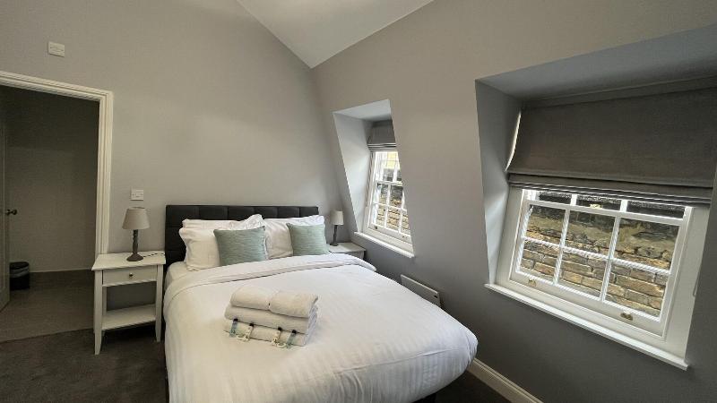 Dockers Inn image