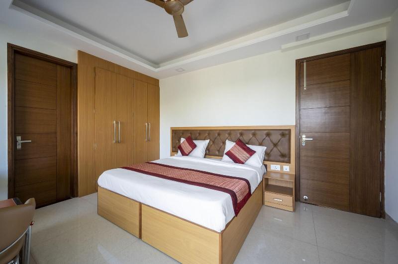 The Palms Inn image