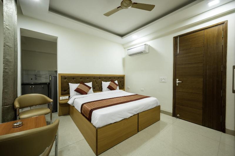 The Palms Inn image