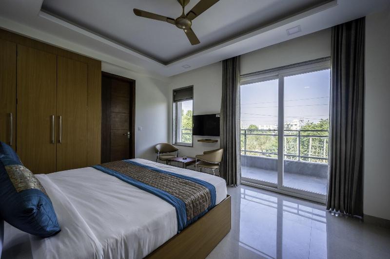 The Palms Inn image