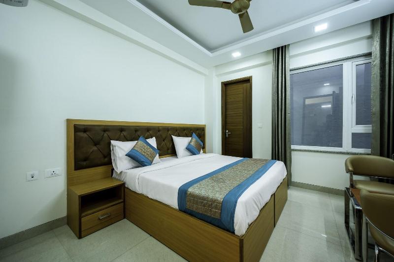 The Palms Inn image