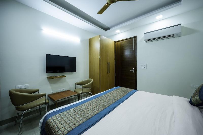 The Palms Inn image