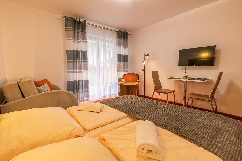 Rentplanet Apartamenty Okrzei image