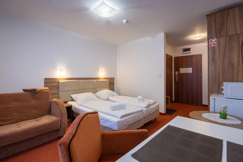 Rentplanet Apartamenty Okrzei image