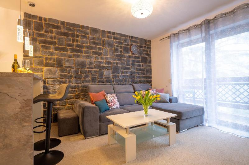 Rentplanet Apartamenty Okrzei image
