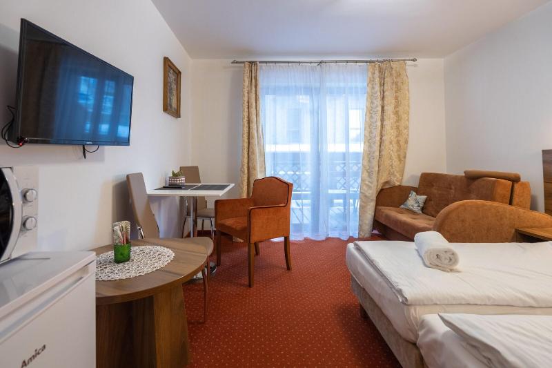 Rentplanet Apartamenty Okrzei image