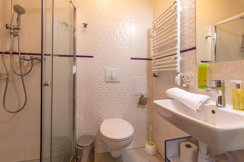 Rentplanet Apartamenty Okrzei image