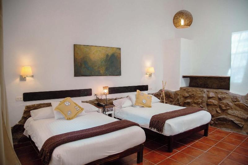 Andean Wings Valley image
