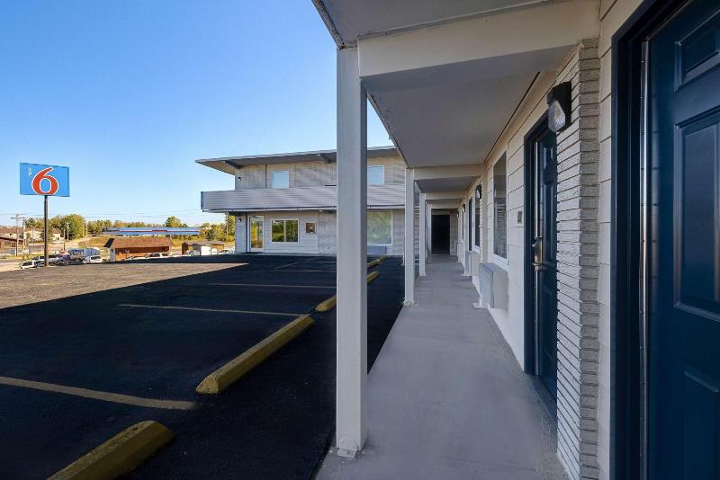 Motel 6 Bonne Terre Mo image