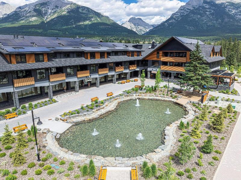 Tamarack Lodge By Spring Creek Vacations image