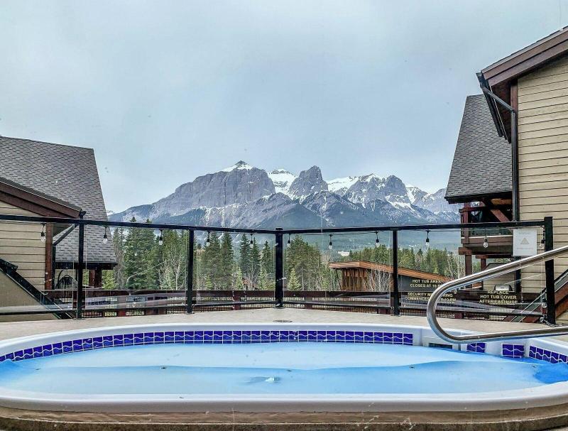 Tamarack Lodge By Spring Creek Vacations image