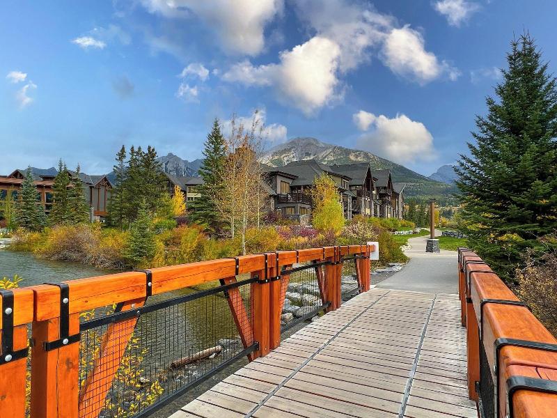 Tamarack Lodge By Spring Creek Vacations image