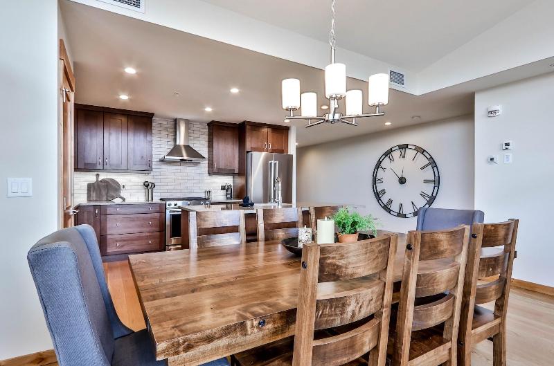 Tamarack Lodge By Spring Creek Vacations image
