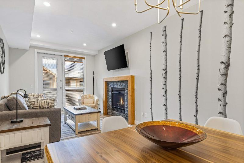 Tamarack Lodge By Spring Creek Vacations image