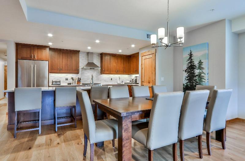 Tamarack Lodge By Spring Creek Vacations image
