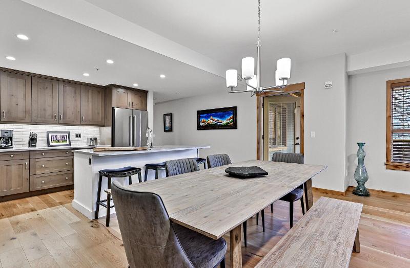 Tamarack Lodge By Spring Creek Vacations image