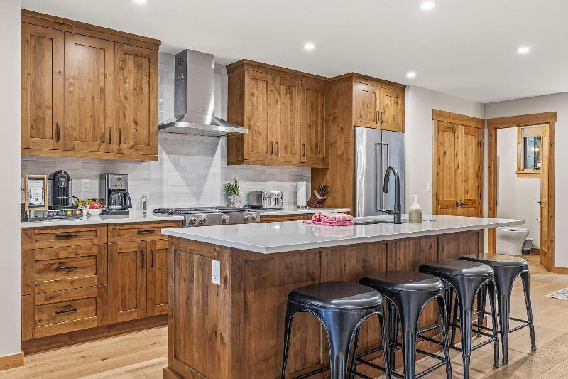 Tamarack Lodge By Spring Creek Vacations image