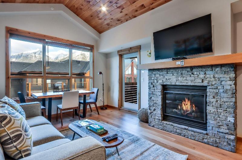 Tamarack Lodge By Spring Creek Vacations image