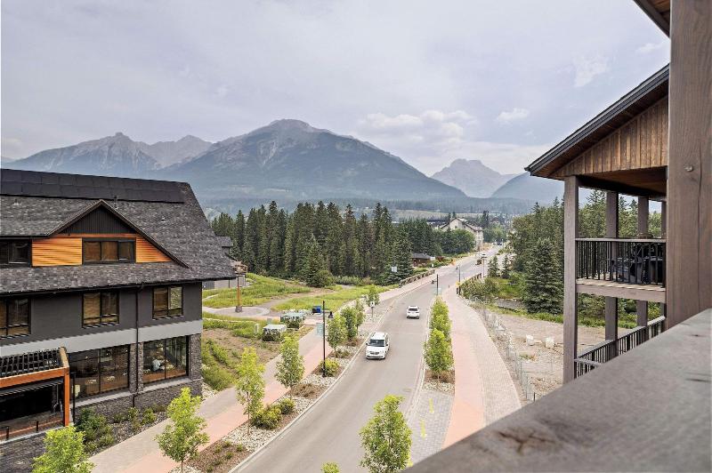 Tamarack Lodge By Spring Creek Vacations image