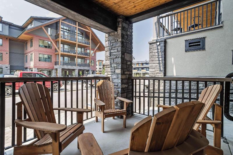 Tamarack Lodge By Spring Creek Vacations image