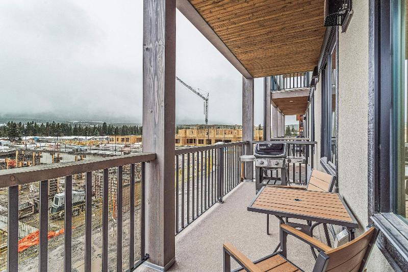 Tamarack Lodge By Spring Creek Vacations image
