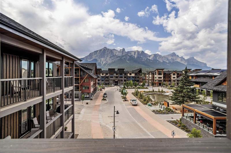 Tamarack Lodge By Spring Creek Vacations image