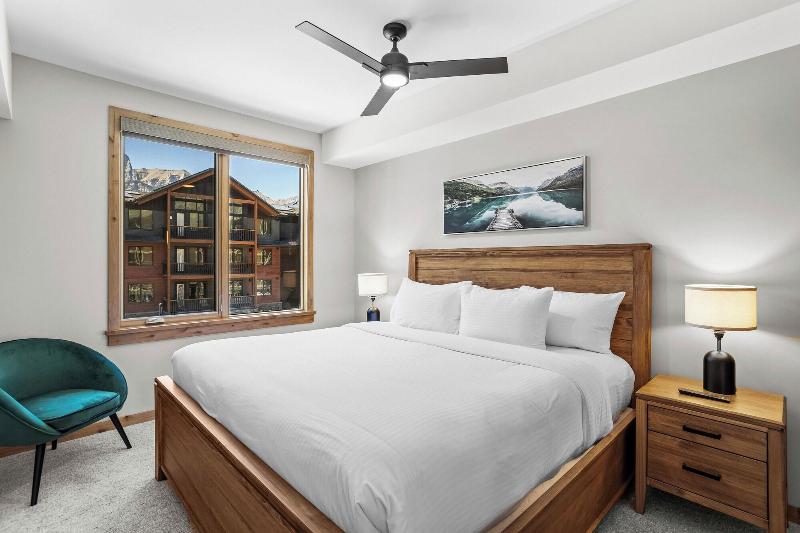 Tamarack Lodge By Spring Creek Vacations image