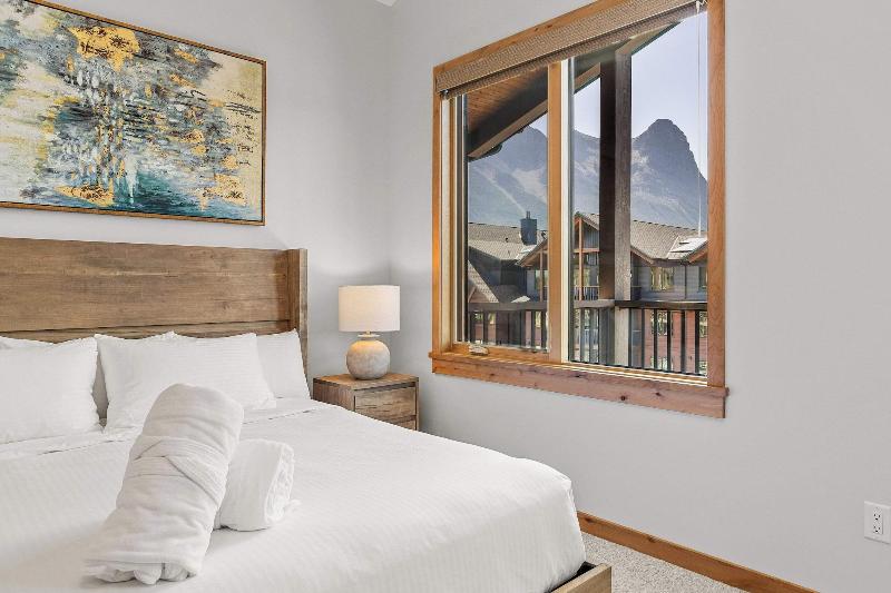 Tamarack Lodge By Spring Creek Vacations image
