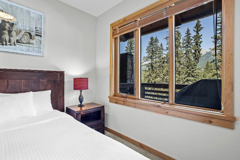 Tamarack Lodge By Spring Creek Vacations image