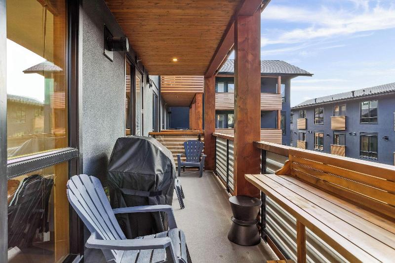 Tamarack Lodge By Spring Creek Vacations image