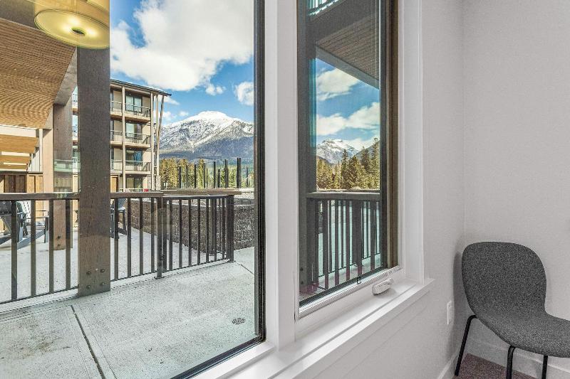 Tamarack Lodge By Spring Creek Vacations image