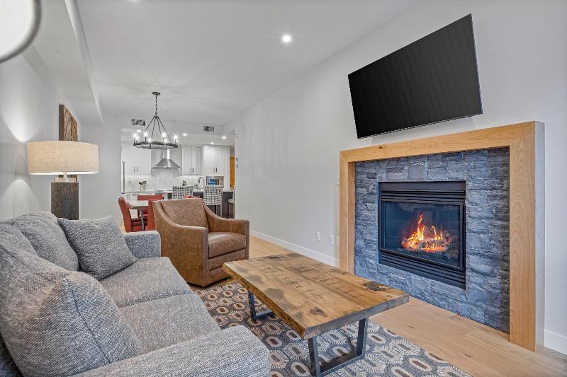 Tamarack Lodge By Spring Creek Vacations image