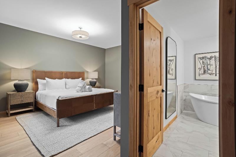 Tamarack Lodge By Spring Creek Vacations image